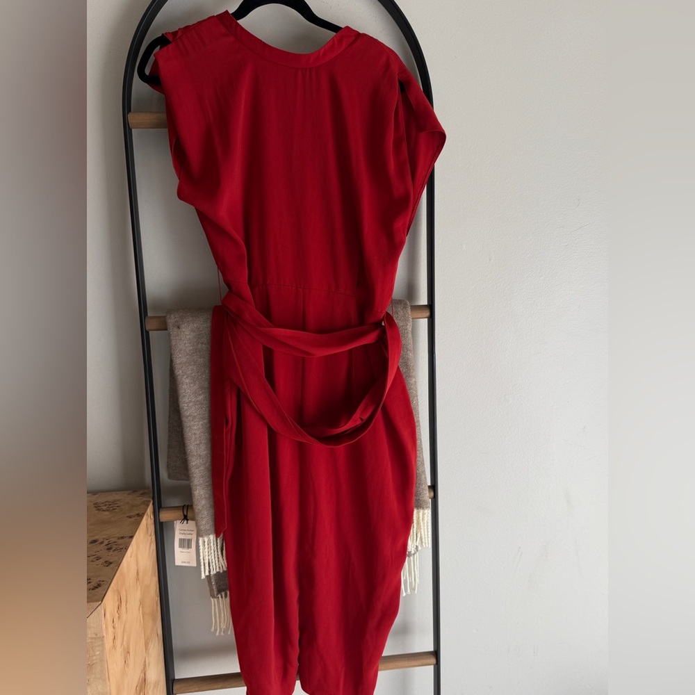 ASOS Red Women's Dress
Never worn! NWT
Size 8